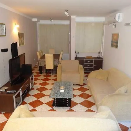D&d 1 Hotel Budva